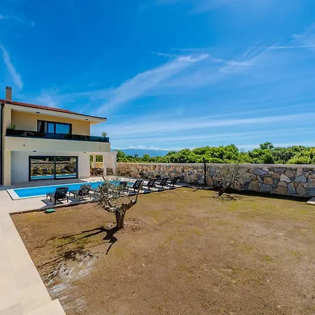 New Luxury With Private Pool - By Ta Leut Agency Βίλα