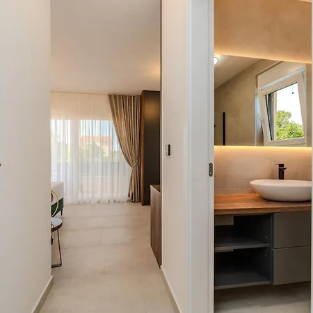New Luxury With Private Pool - By Ta Leut Agency * 프리블라카