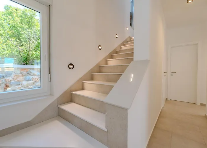 New Luxury With Private Pool - By Ta Leut Agency Villa *