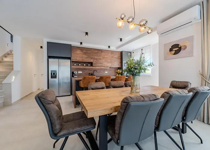 New Luxury With Private Pool - By Ta Leut Agency * Privlaka (Zadar)