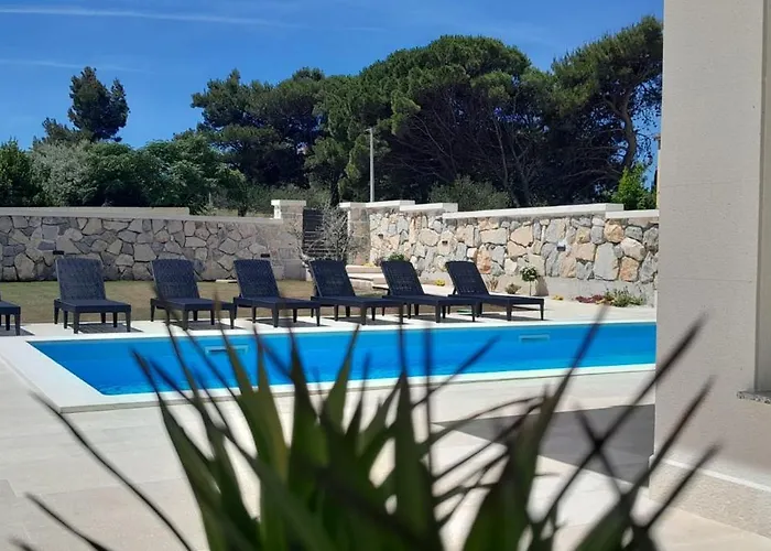 Villa New Luxury With Private Pool - By Ta Leut Agency