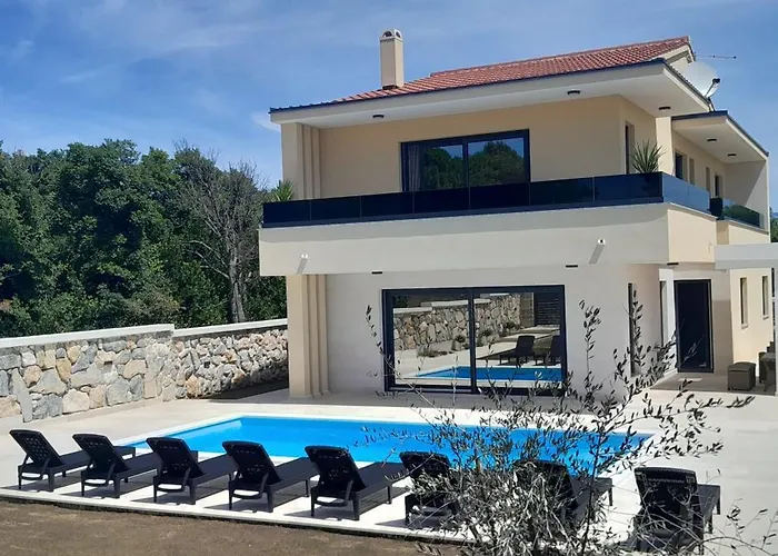 빌라 New Luxury With Private Pool - By Ta Leut Agency *