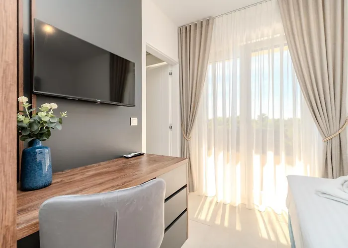 New Luxury With Private Pool - By Ta Leut Agency 빌라