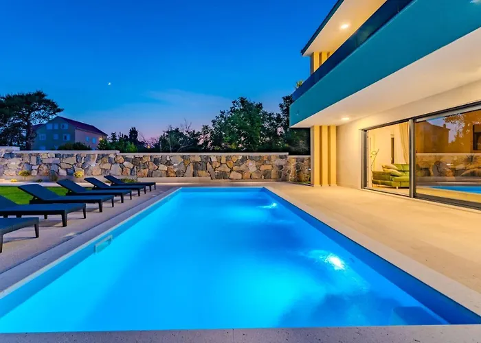 New Luxury With Private Pool - By Ta Leut Agency * Privlaka (Zadar)